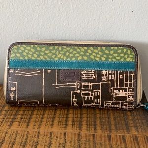 Fossil zip close wallet